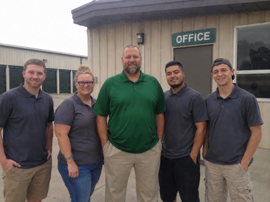Pest control professionals in Michigan City, IN
